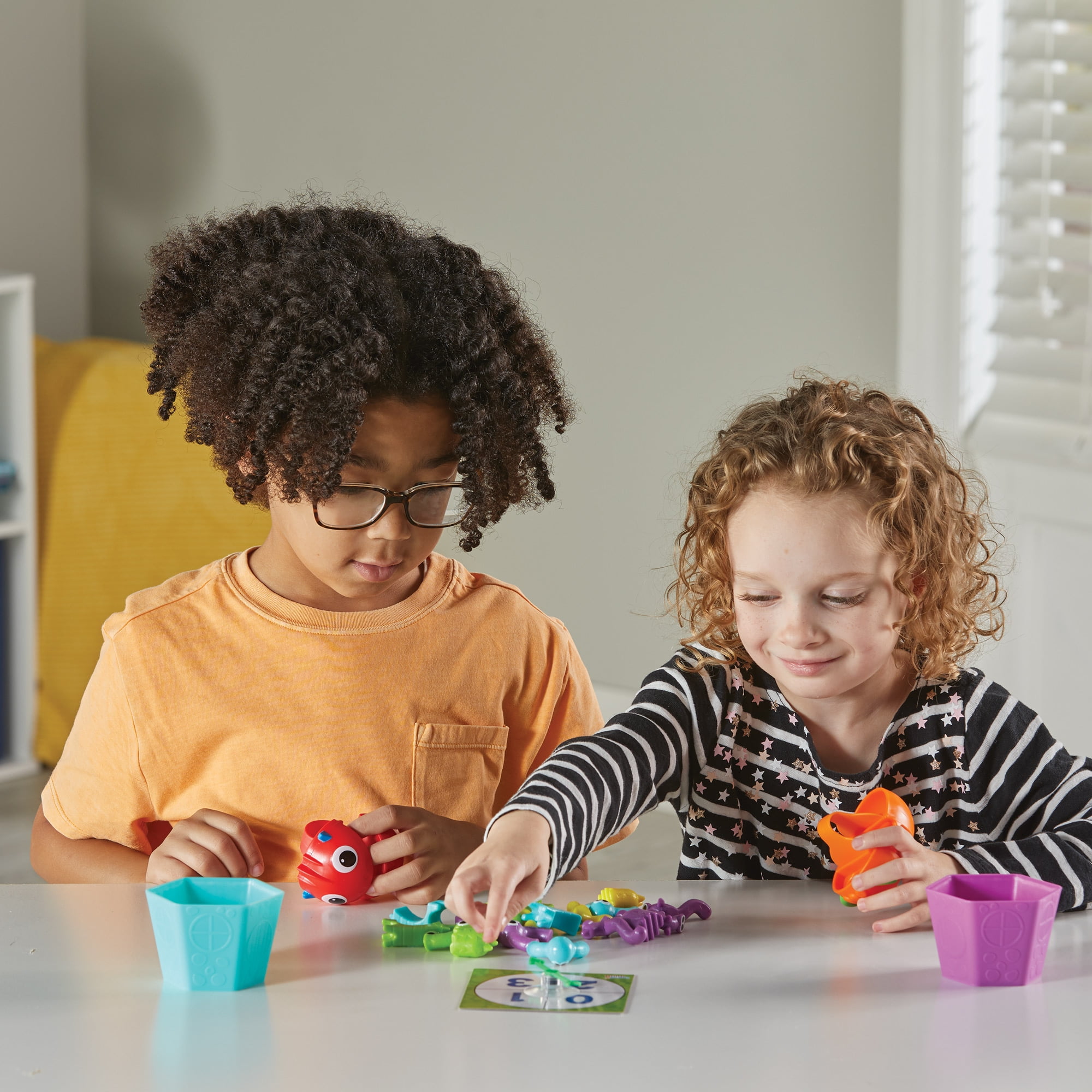 hand2mind Grab That Monster Fine Motor Activity Set, Fine Motor Skills Games for Toddlers, Occupational Therapy Toys