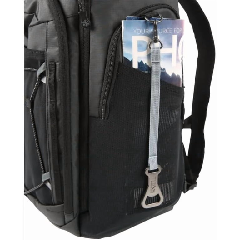 26 CANS Titan by Arctic-Zone Super Foam and Leak Proof Backpack Cooler - Black Amazon.com : 26 CANS T.I.T.A.N. by Arctic-Zone Super Foam  main image 4