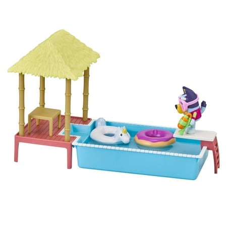 Bluey, Pool Playset and Bluey Figure, 2.5-3 inch Articulated, 4 Accessories, Preschool, Ages 3+