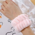 thumbnail image 4 of Laklulu Muñequera para lavar la cara, muñequera absorbente para mujeres, evita que el líquido se derrame, 4 of 5