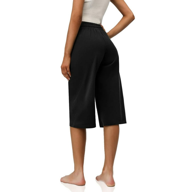 Black khaki capris deals
