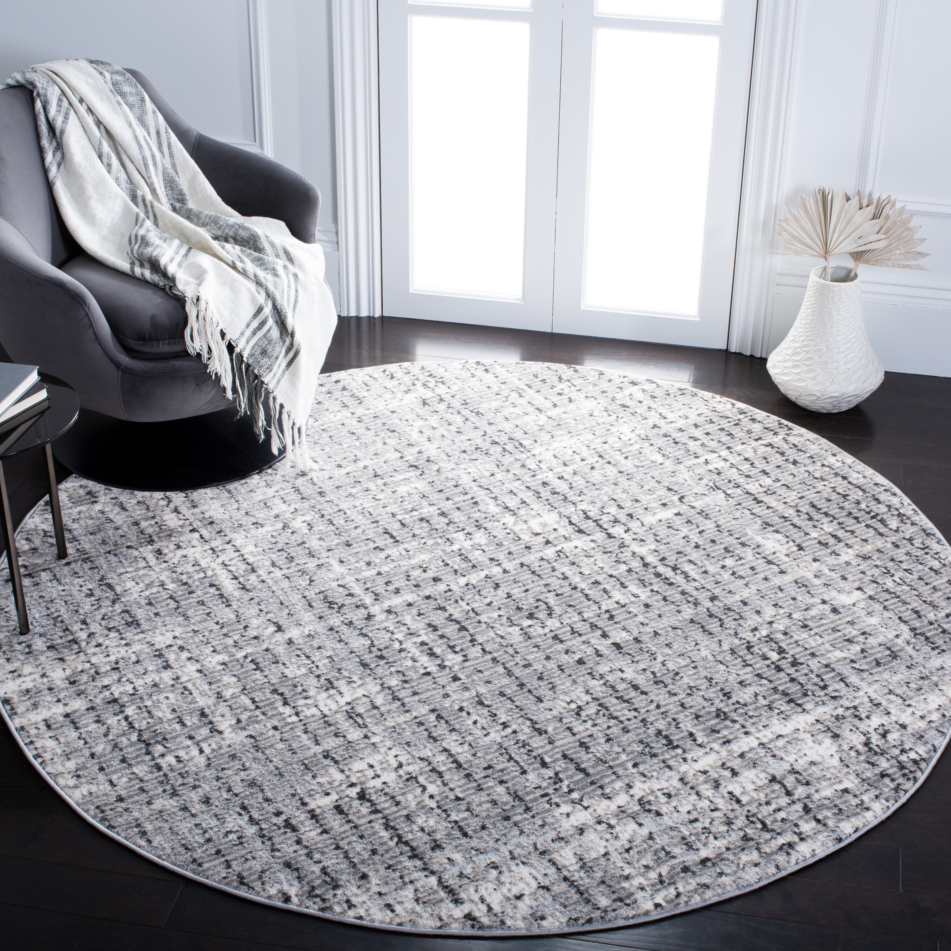 SAFAVIEH Lagoon Joleen Diamond Area Rug, Grey/Beige, 6'7" x 6'7" Round