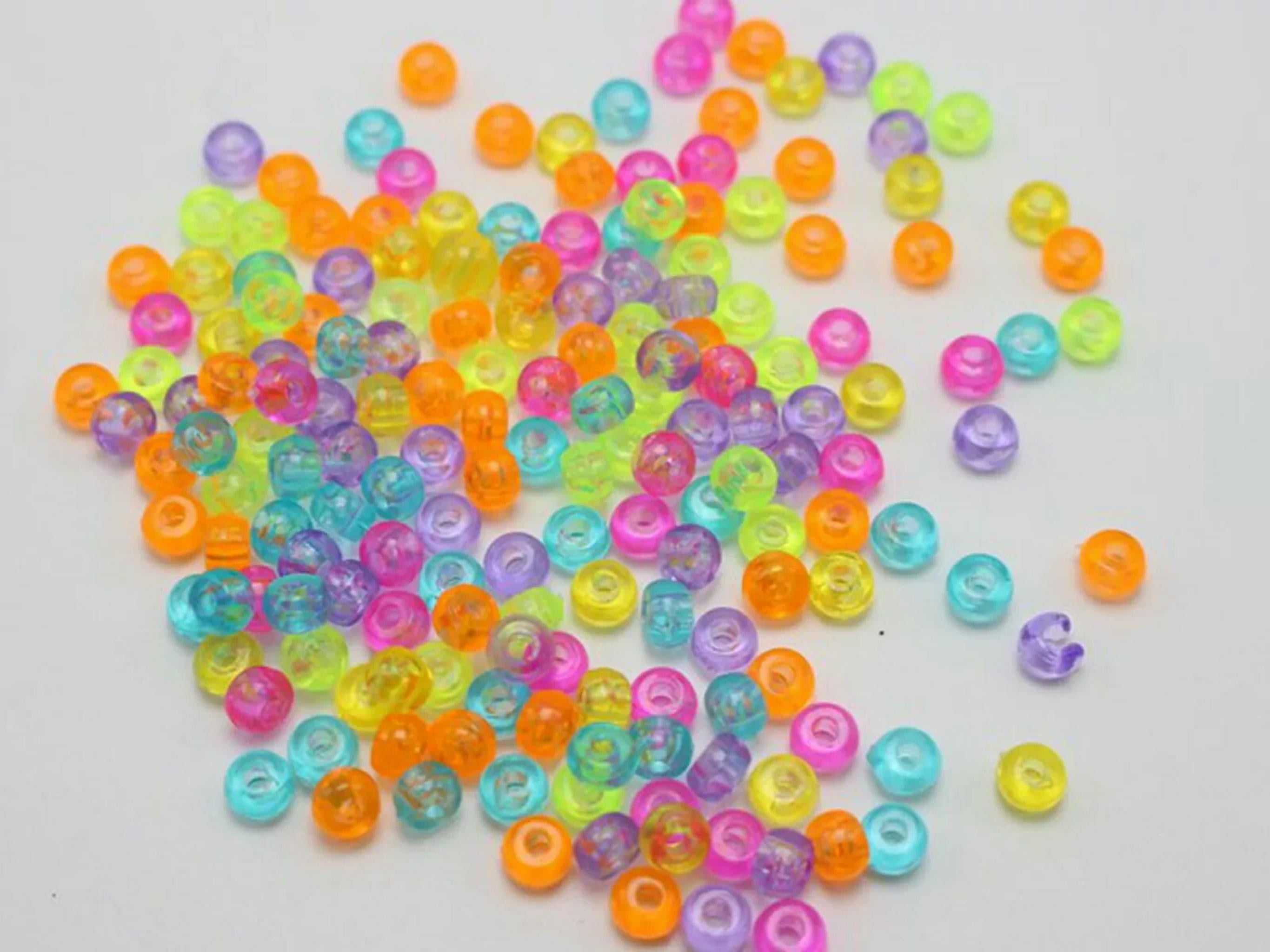 U8MO 5000 Mixed Color Acrylic Tiny Barrel Pony Beads 5X3mm for Kids Kandi Craft