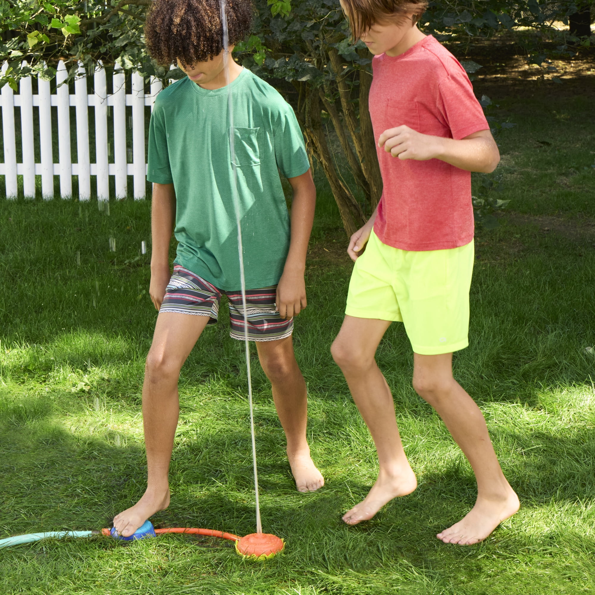 Nerf Super Soaker Stomp & Soak Water Toy, Launches Into the Air, Outdoor Summer Toys, Backyard & Beach Fun, Ages 4+
