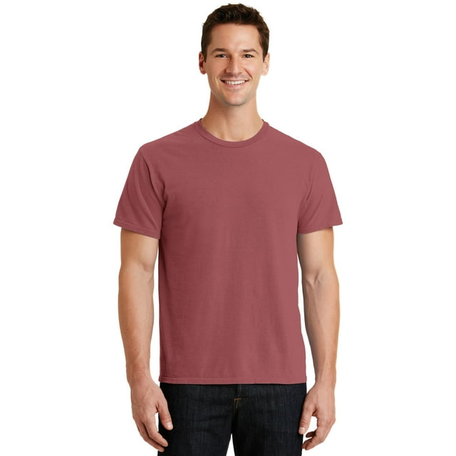 Camiseta te?ida en prenda Beach Wash? de Port & Company?. PC099 Puerto & Compa??a PC099