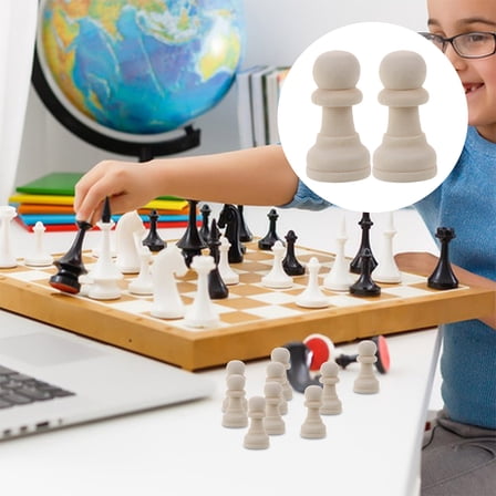 LOLIPPYY 32pcs Handcrafted Wood Chess Pieces Classic Chess Piece Design for Friend Gatherings