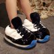 thumbnail image 1 of Zapatillas de casa altas de moda, suaves y esponjosas como nubes, pantuflas de invierno antideslizantes cálidas con suelas gruesas para hombres, mujeres y niños, 1 of 5