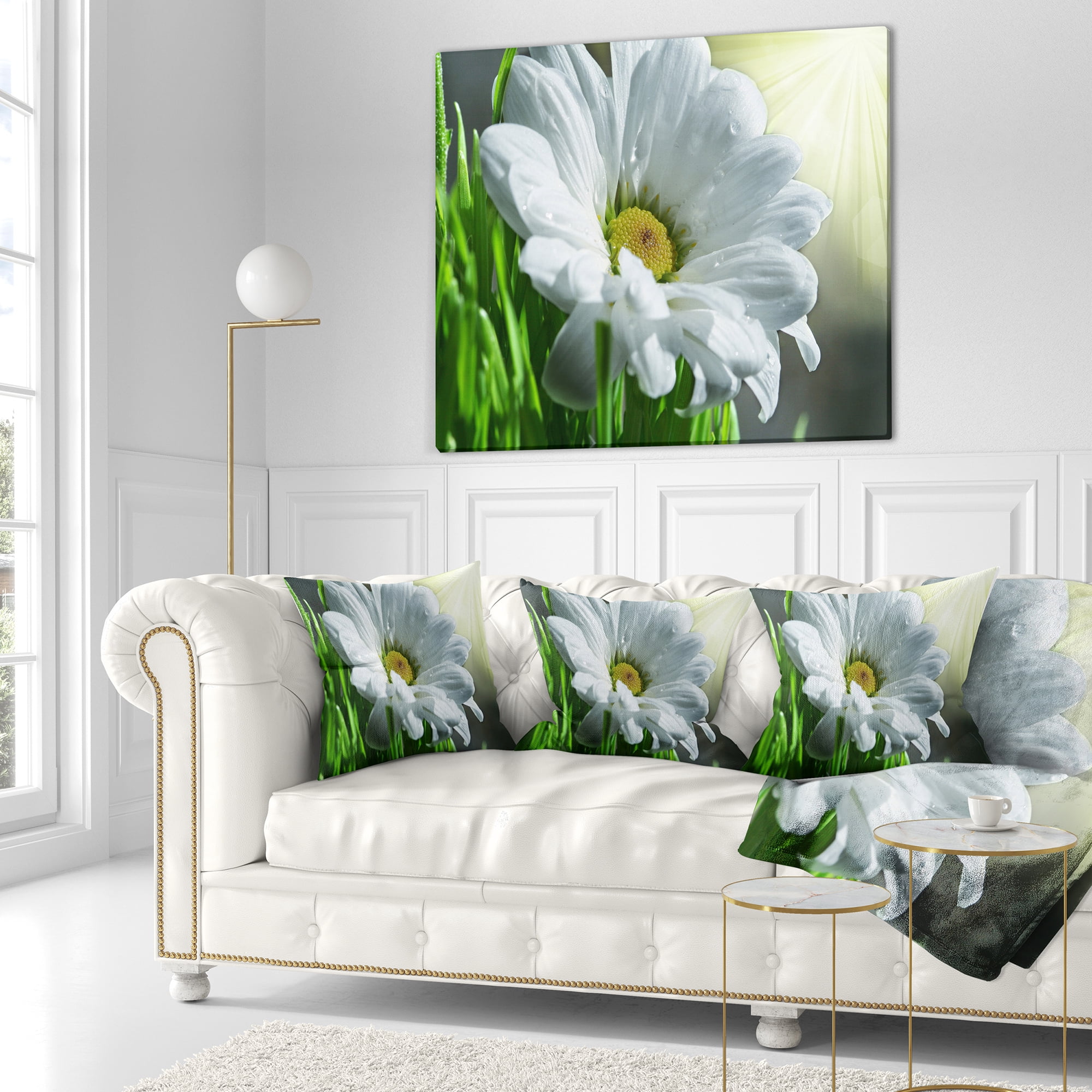 Designart 18" x 18" White Polyester Throw Pillow