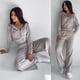 thumbnail image 4 of Conjunto de 2 piezas de sudadera y pantalón deportivo con capucha para mujer 2024, 4 of 5