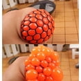 thumbnail image 5 of Alivio del estrés Exprimir Ventilación de goma suave Bola de uva Juguete de muñeca de mano Juguete de ventilación divertido Gadget Geek, naranja / azul / verde, 3 piezas, 5 of 5