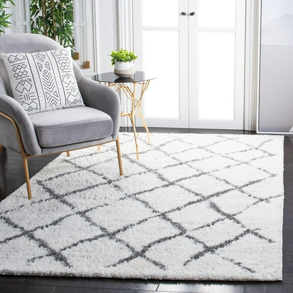 SAFAVIEH Berber Santana Geometric Shag Area Rug