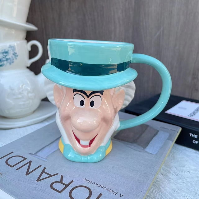 Taza de cerámica de para niños, juguetes de figuras de acción de Alicia en el país de las Maravillas, Sombrero Loco, reina roja, taza encantadora, regalos creativos