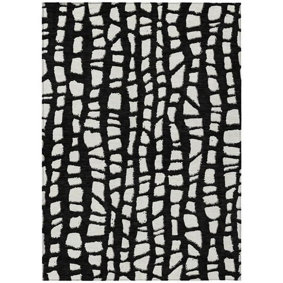 HomeRoots 585052 3 x 5 ft. Abstract Washable Indoor & Outdoor Rectangle Area Rug, Black & Ivory