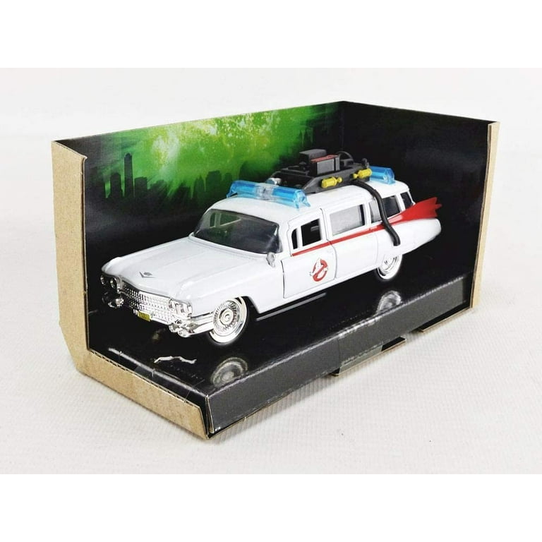 ✨63000円➡45000円✨【～6/15期間限定特価】理科全部入り Ghostbusters Ecto-1 1/32 Diecast Jada Toys Model 99748