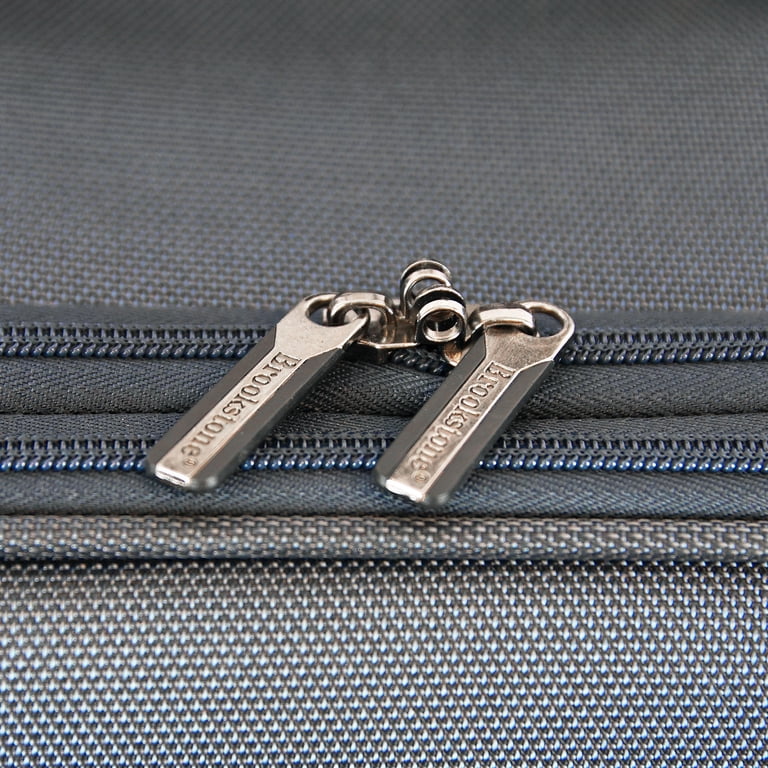 Brookstone Harbour 22in Expandable Softside Carry-On photo 2