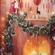 thumbnail image 4 of Hojas verdes artificiales de bayas de acebo, bayas rojas doradas de Navidad, tallos de bayas de acebo, adorno de corona de árbol de Navidad, decoraciones para fiestas de Año Nuevo, 4 of 5