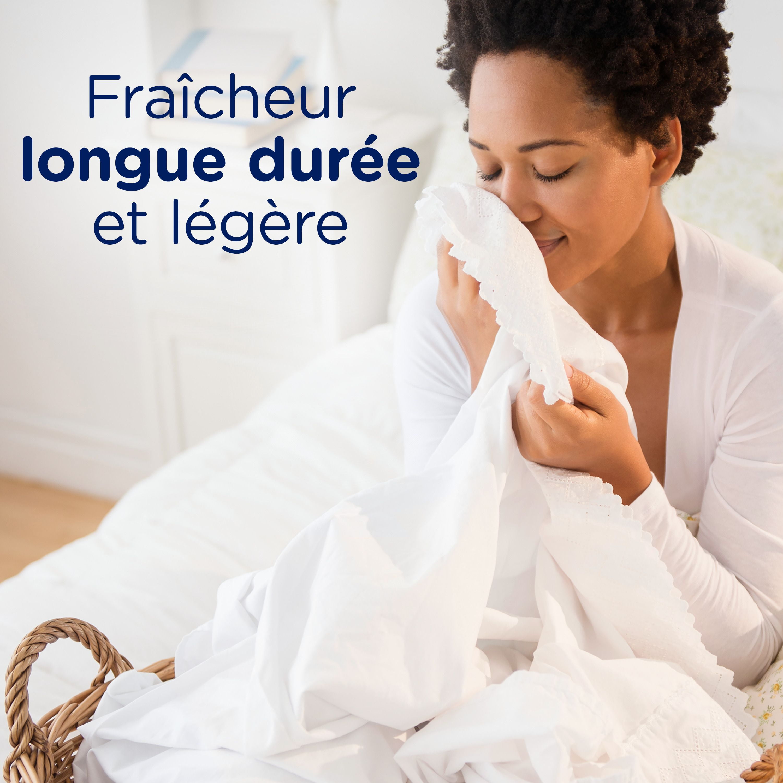 Downy Light Laundry Scent Booster Beads, White Lavender Scent, In-wash fabric beads designed to be gentle with a light boost of scent, No Heavy Perfumes, 680 g