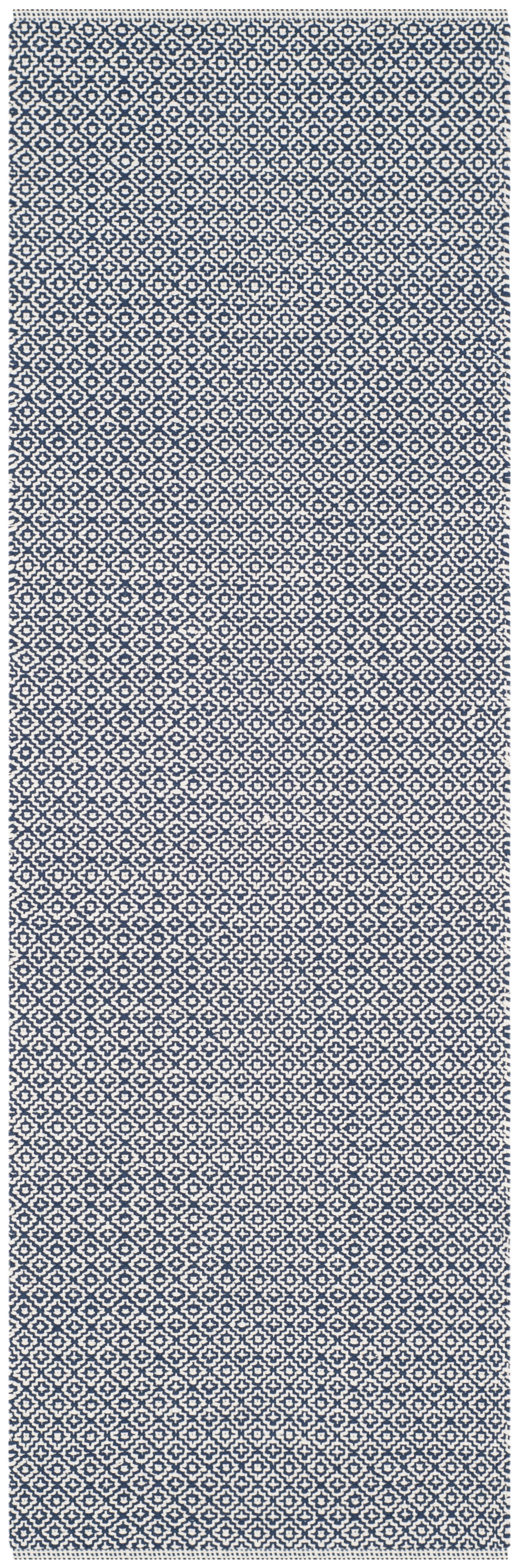 SAFAVIEH Montauk Audra Geometric Cotton Runner Rug, Ivory/Navy, 2'3" x 11'7"