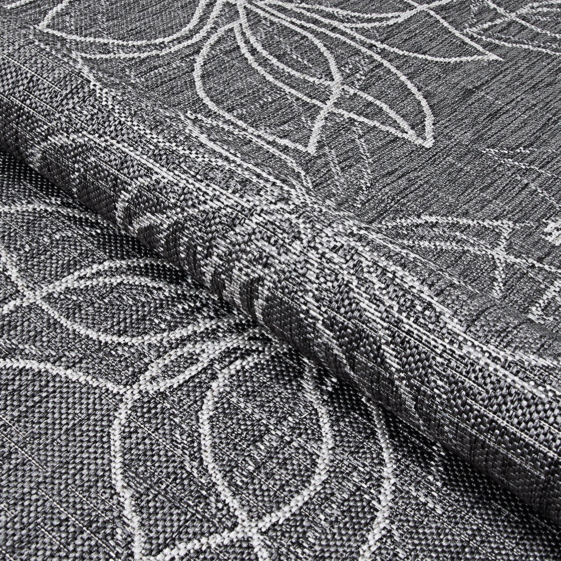 Couristan 2' x 4' Ash Floral Outdoor Rug