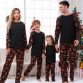 thumbnail image 1 of TIMIFIS Pyjamas d'Halloween pour la Famille pour Femmes/hommes Pyjamas de Vacances d'Halloween Ensembles Assortis 2 Pcs Vêtements de Nuit Combinaison Toile d'Araignée Fantômes Citrouille Squelette Haut et Pantalon Tenue d'Intérieur Hiver, 1 of 6