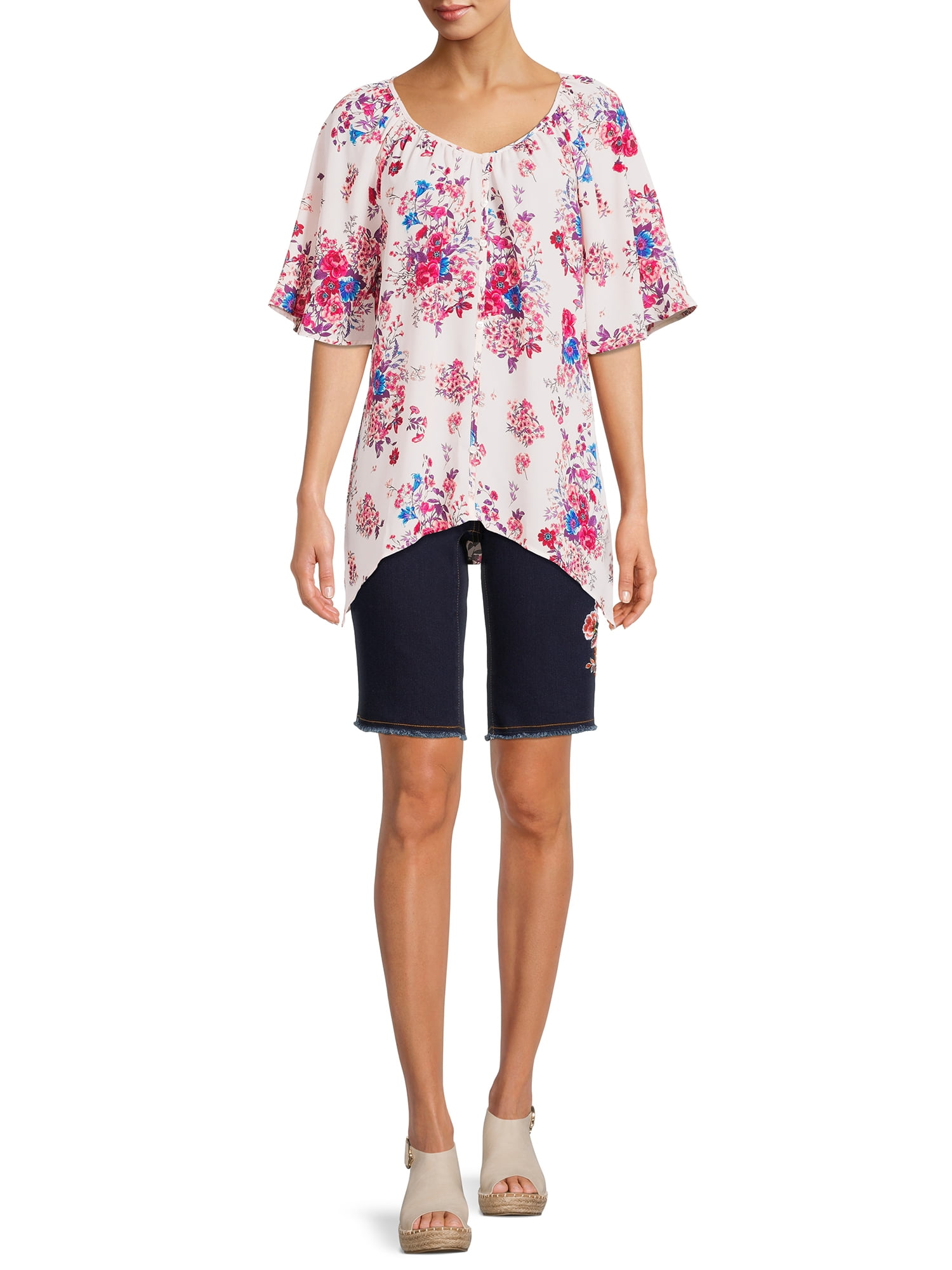 The Pioneer Woman, Pull-On Embroidered Bermuda Jean Short, Womens