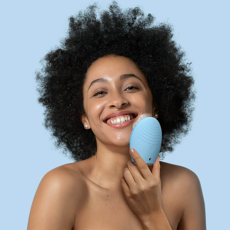 FOREO LUNA 3 青 FOREO LUNA 3 – Smart Silicone Facial Cleansing & Firming