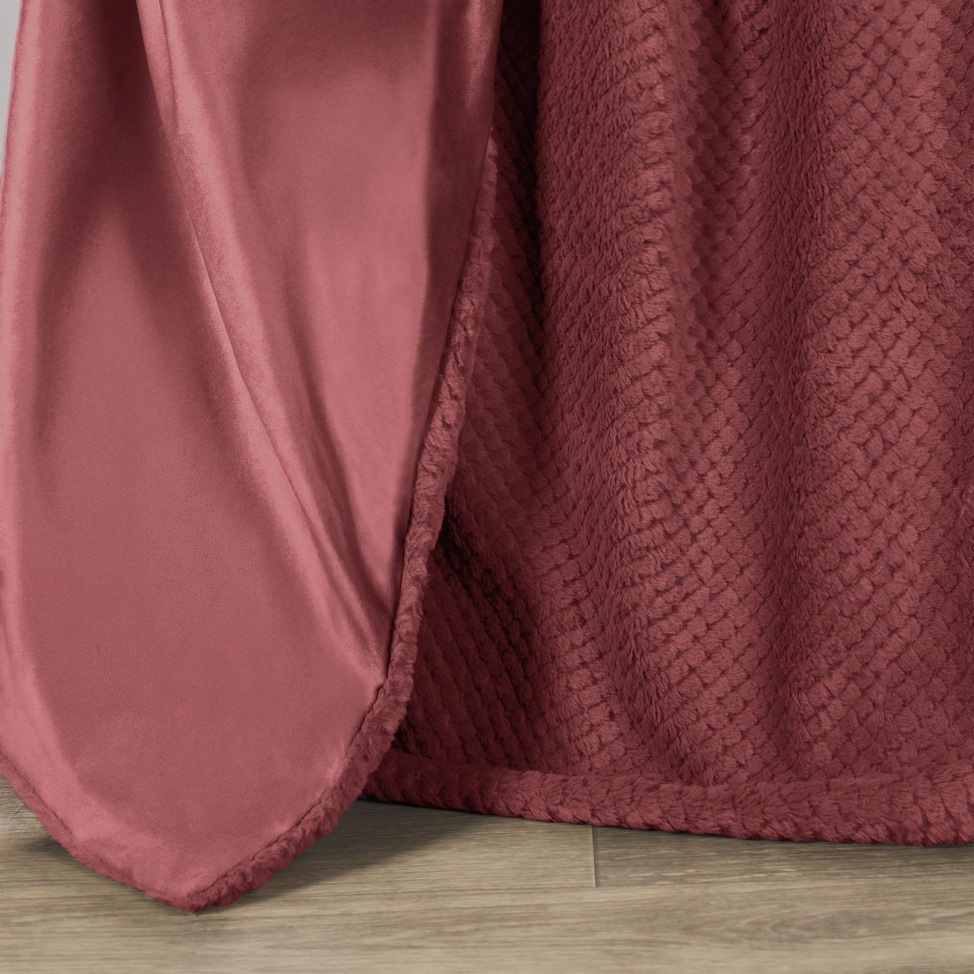 Superior Victoria Ultra-Soft Fluffy Fleece Blanket, Twin Size, Dusted Rose