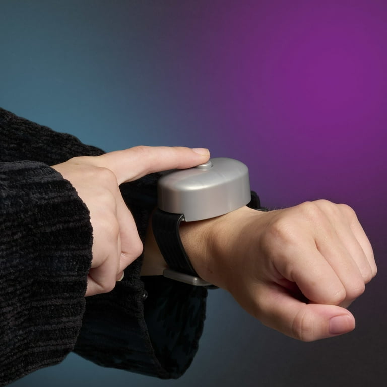 Wednesday Animated Thing Shoulder Companion, Remote Control Moving