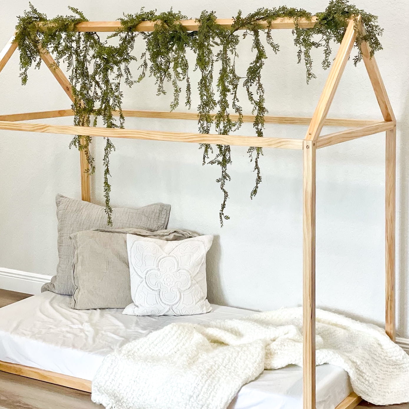 2MamaBees Montessori House Bed Full