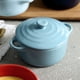 thumbnail image 3 of Cuenco de cerámica para estofado con doble asa de 230 ml para cocina casera, con tapa, compatible con microondas (azul lago), 3 of 8