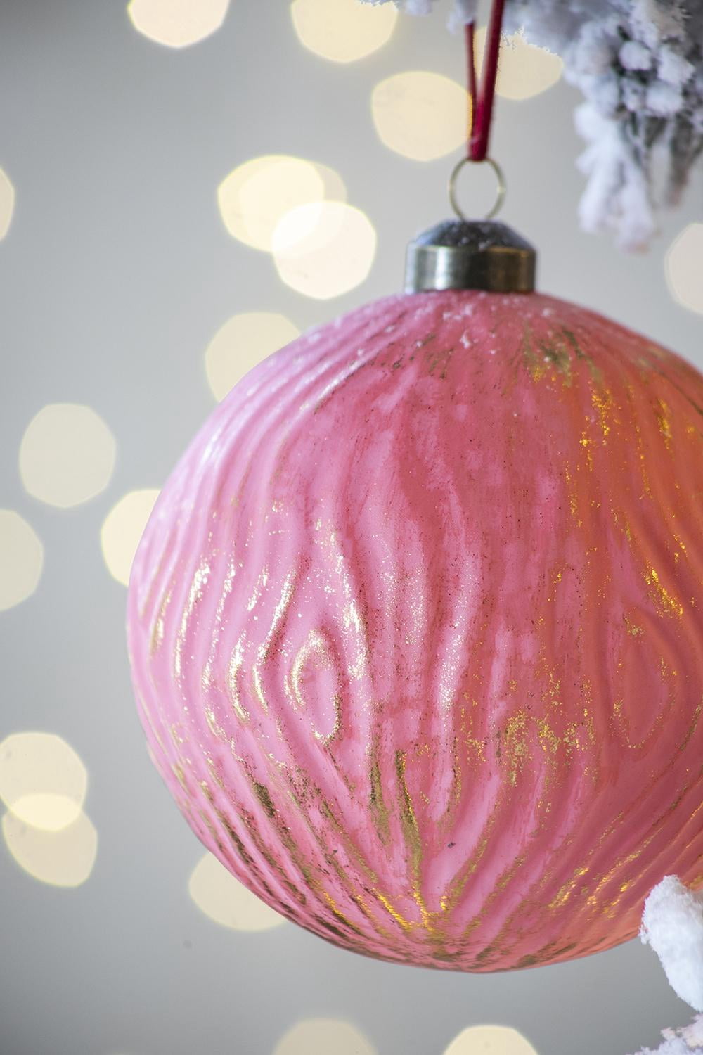 Set of 4 Glass Christmas Ball Ornaments with Glitter and Painting Design by Riccardo Tree Decor