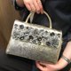 thumbnail image 2 of Bolso de mano de marca de lujo de diseñador para mujer, nuevo conjunto de moda 2024, bolsos cruzados de banquete con diamantes para mujer, superventas, 2 of 4