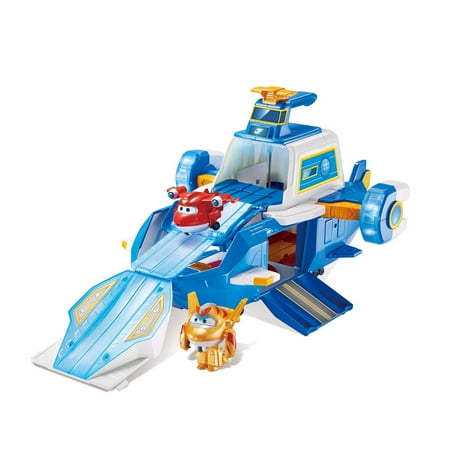 Super Wings World Aircraft Playset with 2" Jett & Golden Boy Figures