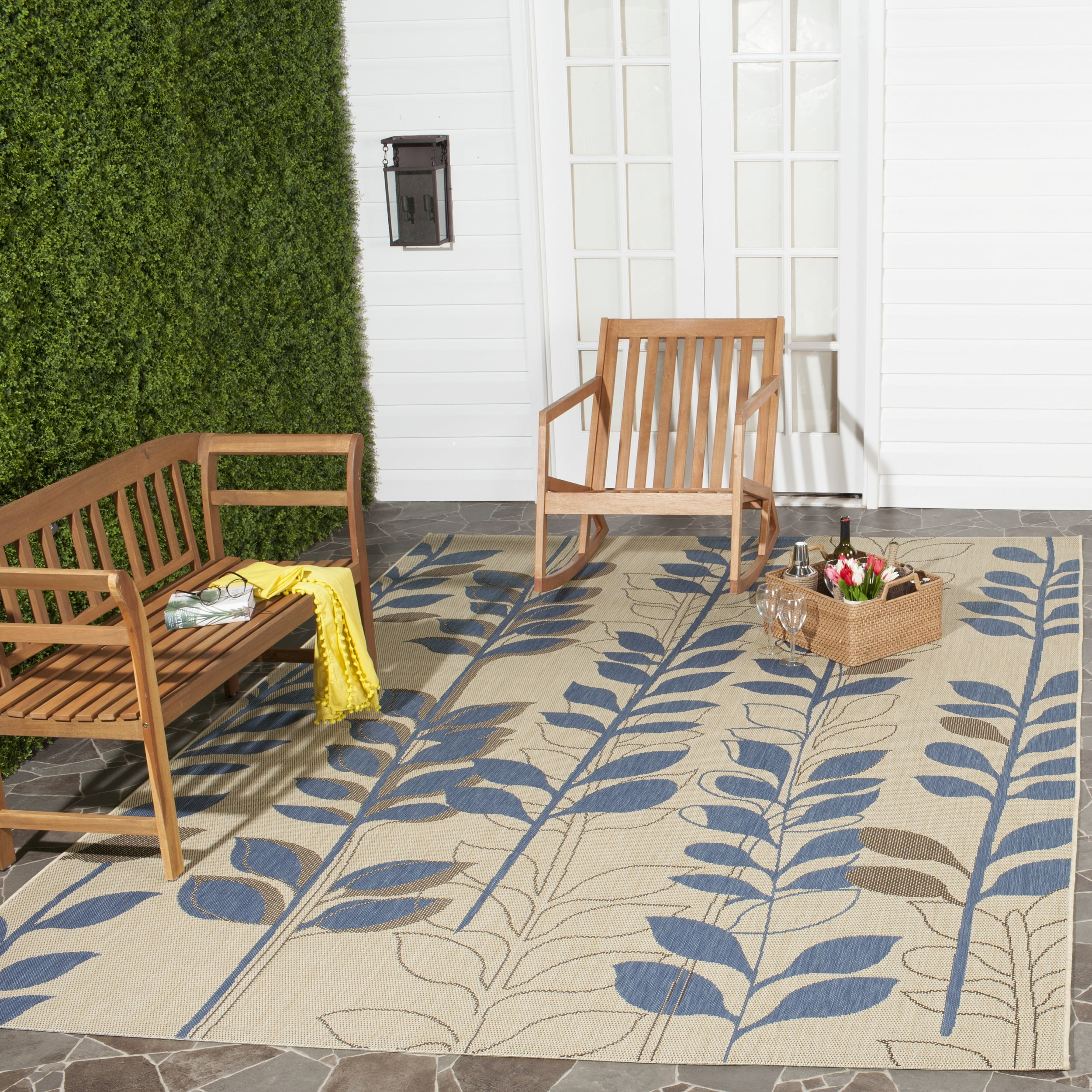 Safavieh Courtyard Christina Floral Indoor Outdoor Area Rug Or