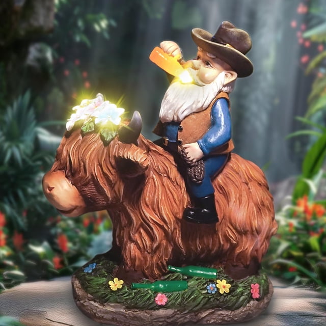 Estatua de jardín ArtTerpnica Cowboy Gnome Highland Cow con luces