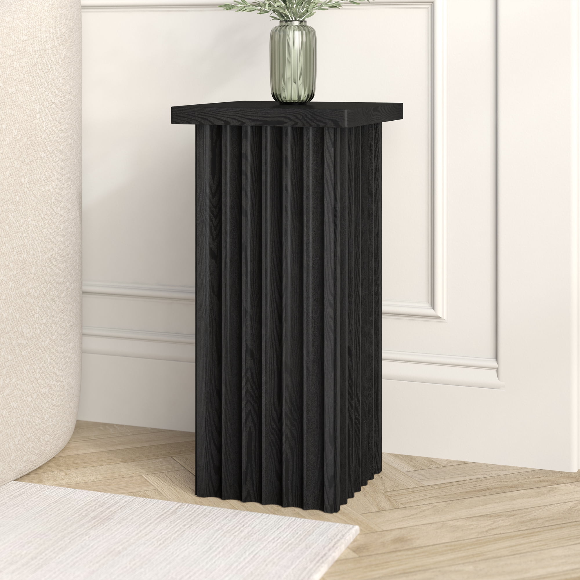 Evelyn&Zoe Modern/Contemporary 10.75" Wide Black Grain Side Table