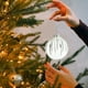 thumbnail image 4 of Bolas de Navidad de vidrio, adornos navideños, adornos navideños de vidrio transparente, adornos de diamantes con lentejuelas blancas, bolas colgantes, adornos para árboles de Navidad, decoración colg, 4 of 6