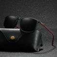 thumbnail image 2 of Gafas de sol polarizadas de lujo para hombres y mujeres, gafas de sol cuadradas de viaje, gafas de diseñador de marca Vintage, UV400, 2 of 4