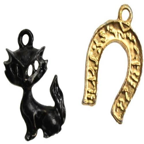 Stallion Figurine The Lucky Horse Shoe Home/Wall Decor Good Luck Amulet Charm 