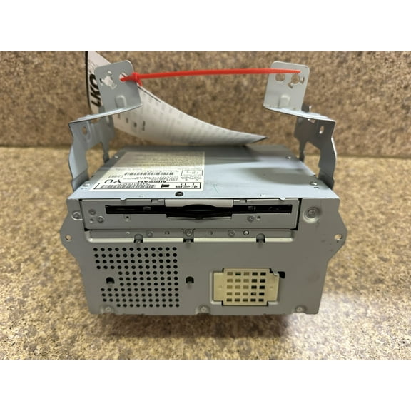 Pre-Owned 15 Infiniti QX70 AM FM CD Player Radio Receiver w/ Navigation OEM LKQ (Good)