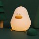 thumbnail image 2 of Lámpara LED de silicona con forma de pollo gordo, carga por USB, tiempo de atenuación y luz de noche para dormir, protección ocular para niños, 2 of 5