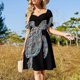 thumbnail image 4 of Vestido largo retro de manga corta con círculos blancos y negros estilo pop art para mujer, estilo coreano., 4 of 7