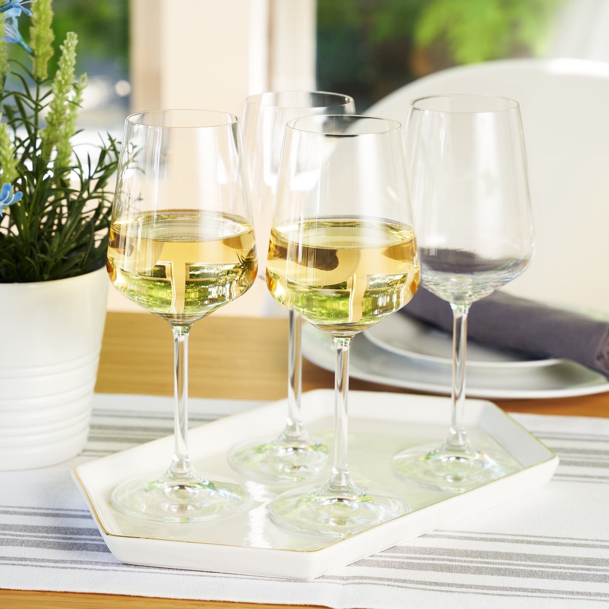 Spiegelau Style White Wine Glasses, Set of 4, European-Made Lead-Free Crystal, Classic Stemmed, Dishwasher Safe, Professional Quality White Wine Glass Gift Set, 15.5 oz