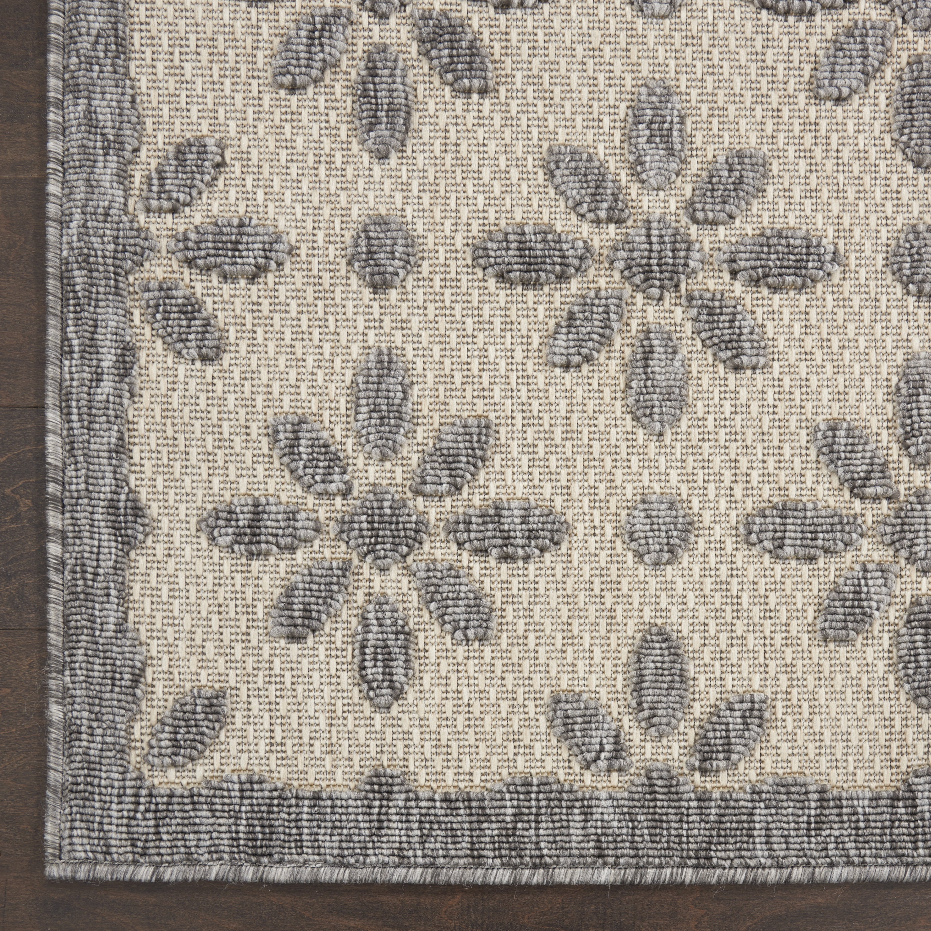 Nourison Palamos Indoor/outdoor Floral Contemporary Cream Area Rug