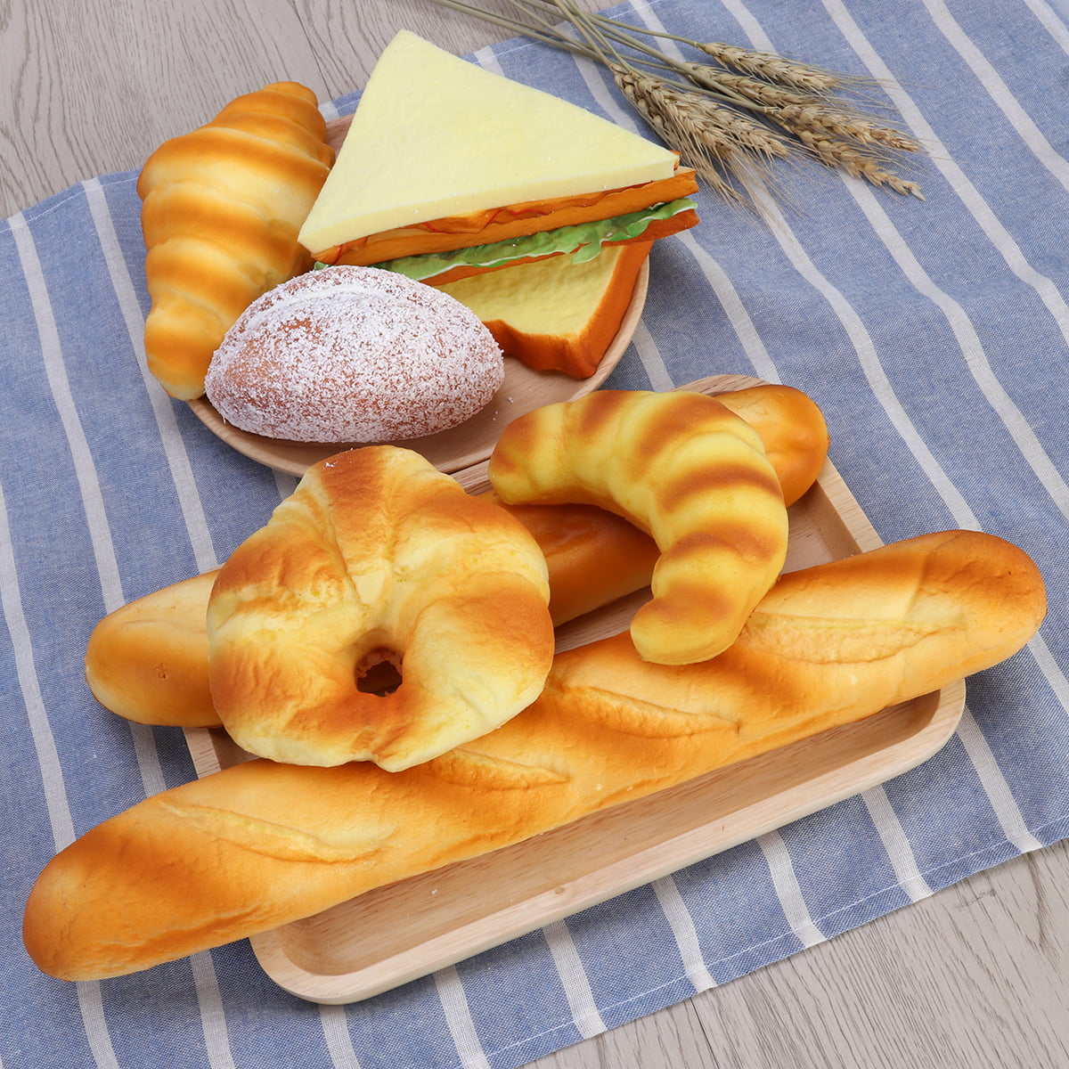 6 Pieces Artificial Bread Set Fake Muffin Model Photography Props Home Decor 