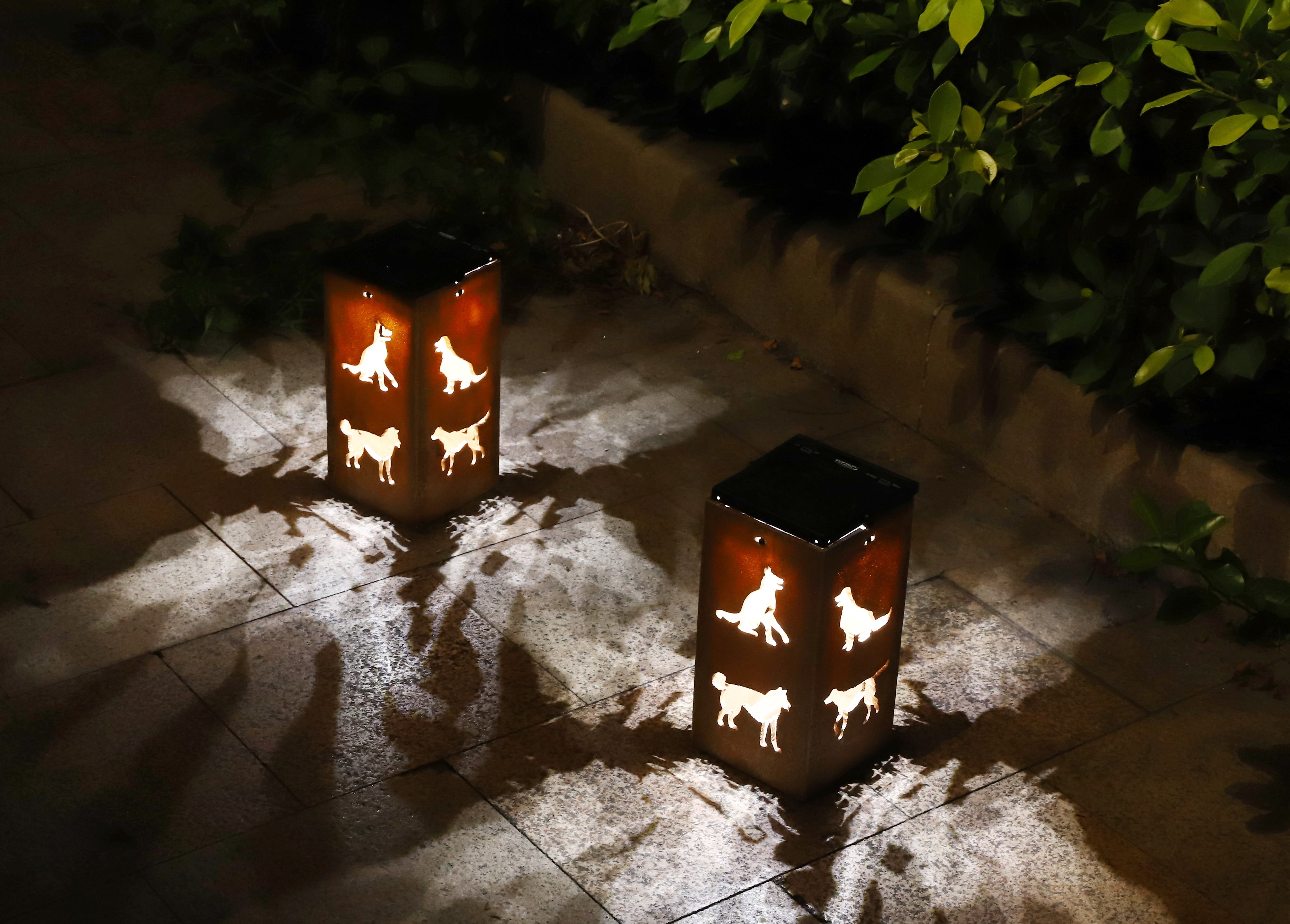 Solar Decorative Portable Lantern - Dog
