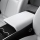 thumbnail image 1 of Funda para Reposabrazo Spigen para Tesla Model Y y Model 3 - Blanca, 1 of 8