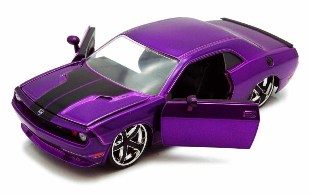 2008 Dodge Challenger SRT8, Purple W/black Stripes - Jada Toys 96894 ...