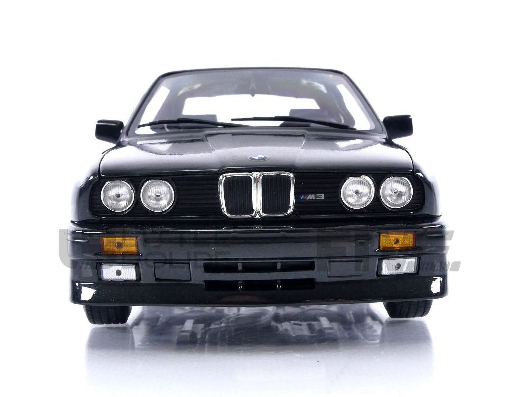 自動車 BMW M3 STREET 1987 MINICHAMPS BMW #e30 #m3 Street - 1987 Minichamps 1:18 Scale #bmw