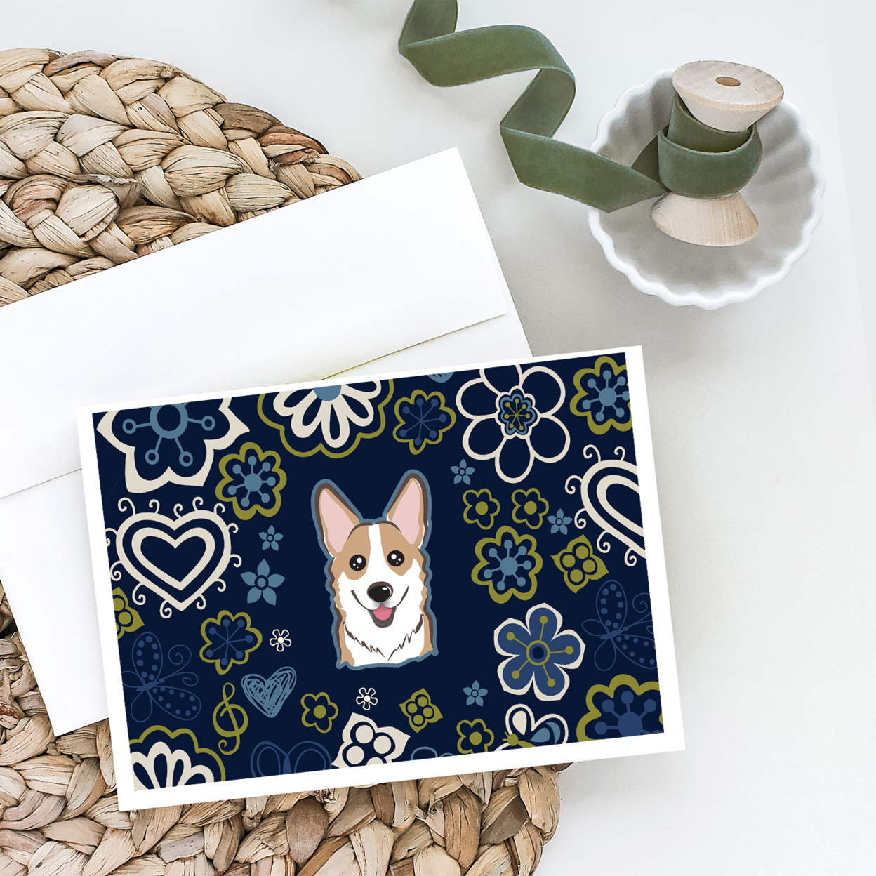 Carolines Treasures BB5104GCA7P Blue Flowers Sable Corgi Greeting Cards and Envelopes Pack of 8 7 x 5 multicolor